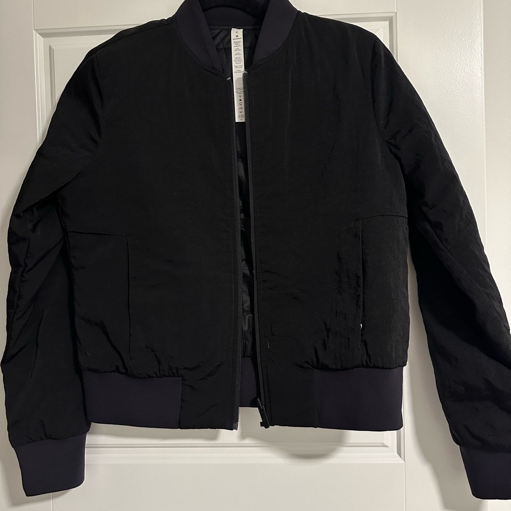 Women’s Black Bomber Jacket LULULEMON SIZE 6